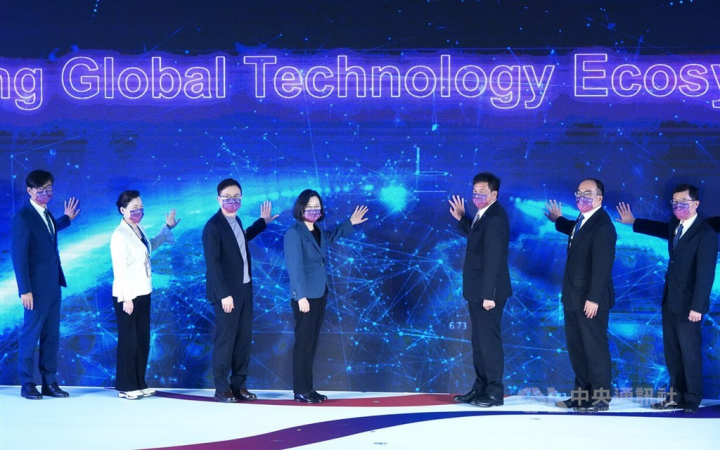 President Tsai touts golden decade for Taiwan technology industry