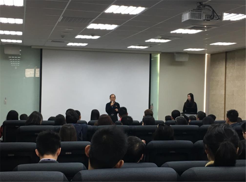 Participants met with the CEO of ANKO Food Machine Co., Ltd