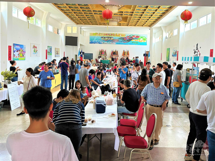 旅瓜僑胞踴躍參與享用臺灣美食