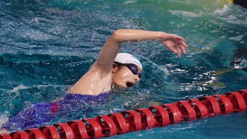 Taiwanese swimmer Li Yi-ling competes in the women's 200-meter freestyle at the World Deaf Youth Games in Sao Paulo on Friday. Photo courtesy of the Chinese Taipei Deaf Sports Federation