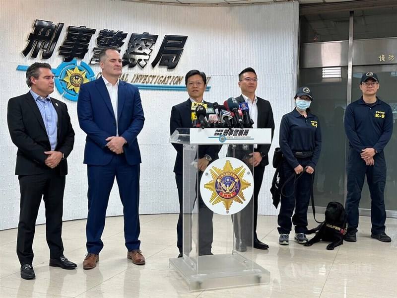 From left: Brian Sherota, the director of Homeland Security Investigations Taipei office of the American Institute in Taiwan, Operation Underground Railroad vice chair Nate Davis and Central Investigation Bureau's International Criminal Affairs Division r