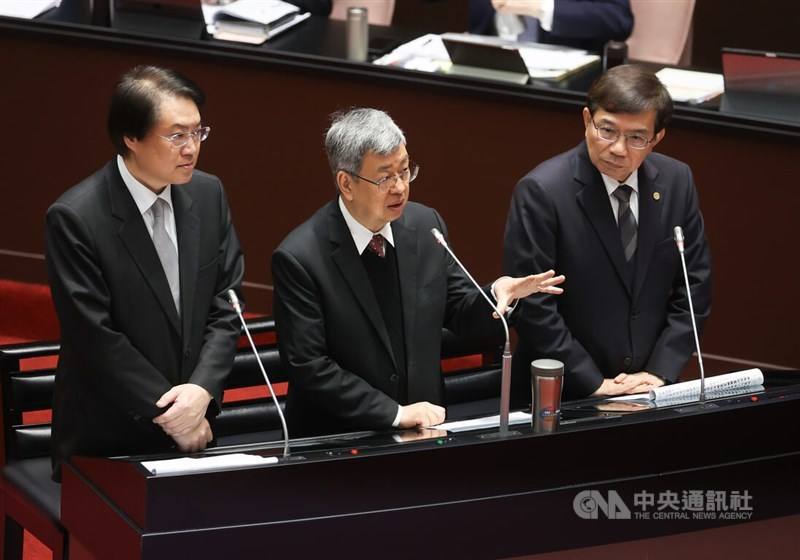 Premier Chen Chien-jen (center), Interior Minister Lin Yu-chang (left) andTransportation Minister Wang Kwo-tsai (right) speak at the Legislature in Taipei on Tuesday. CNA photo March 5, 2024