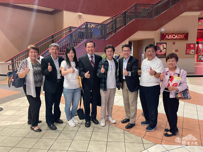 Sponsors of the event (from left: Mary Liang Sheridan, Steve Huang, Ya-Lan Chien, Joe Wang, Director Wei, Charles Chou, Jack Kao, Julia Kao).