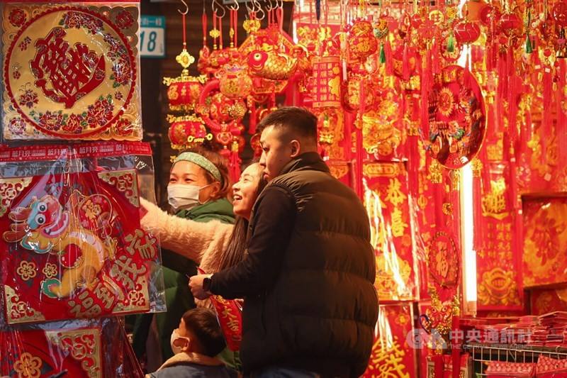 The seven-day Lunar New Year holiday resulted in fewer working days in February, leading to limited scale of the increase amid scaled back manufacturing activity. CNA photo