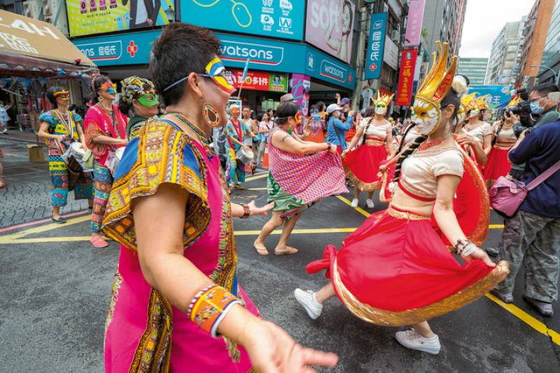 Taipei’s “Little Manila” is the place in Taiwan where you can get maximum exposure to the culture of the Philippines. The photo was taken at the MassKara Festival held in Little Manila.