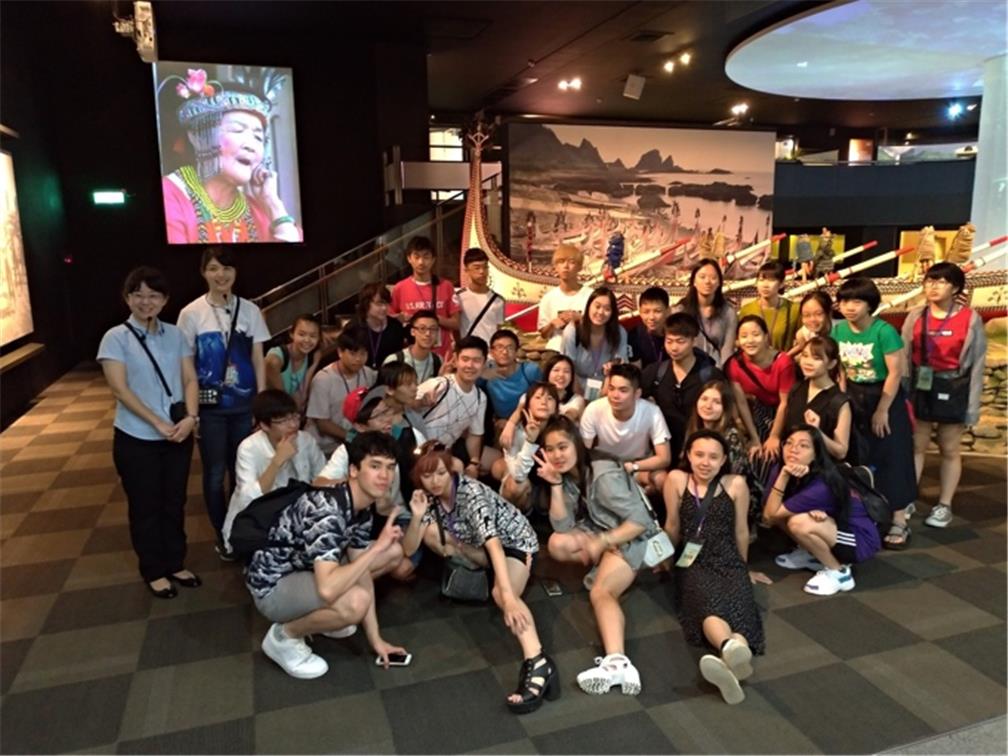 Study Tour participates visited National Museum of Natural Science.