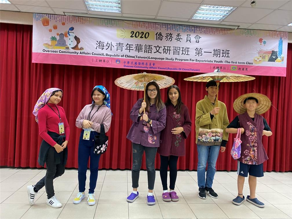 44 students came to Taiwan to attend 2020 OCAC Overseas Youth Language Program.