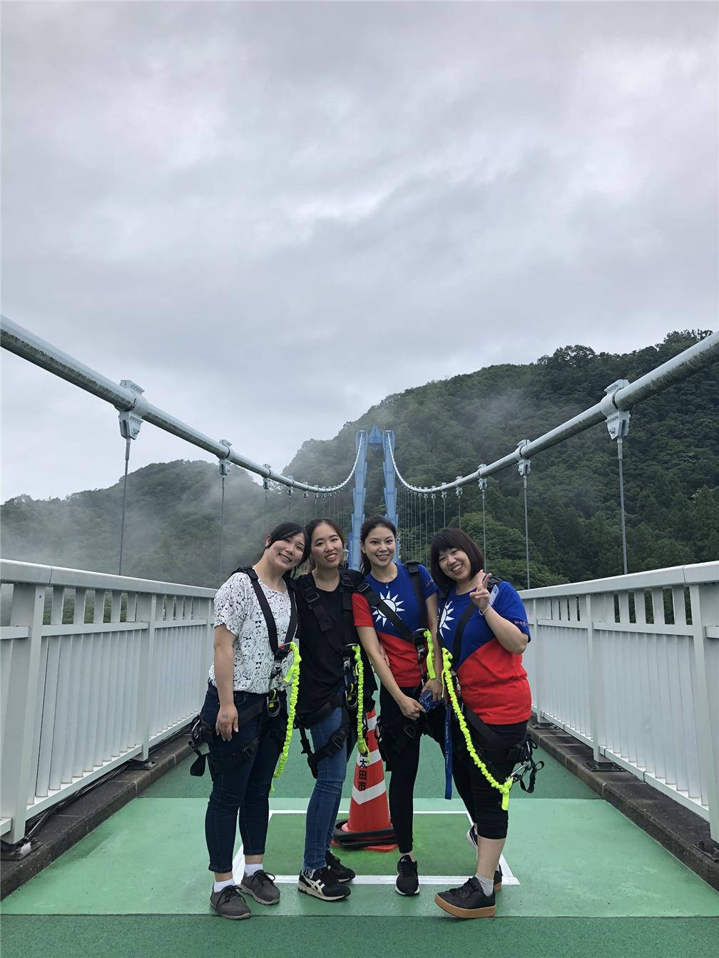 The Ryujin Suspension Bridge where bungee jumping is located is a famous scenic area. Even if you don’t participate in bungee jumping, you can buy tickets to visit.