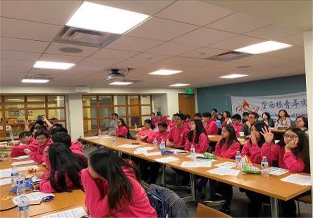 舉辦大學入學考試SAT & ACT 升學講座。