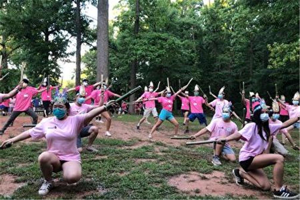 於紐澤西Edison市立Roosevelt 公園舉行年會及新生培訓團康活動、舞蹈教學及閉幕式。