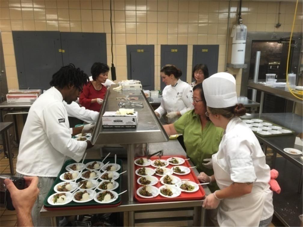 該校學生現場製作