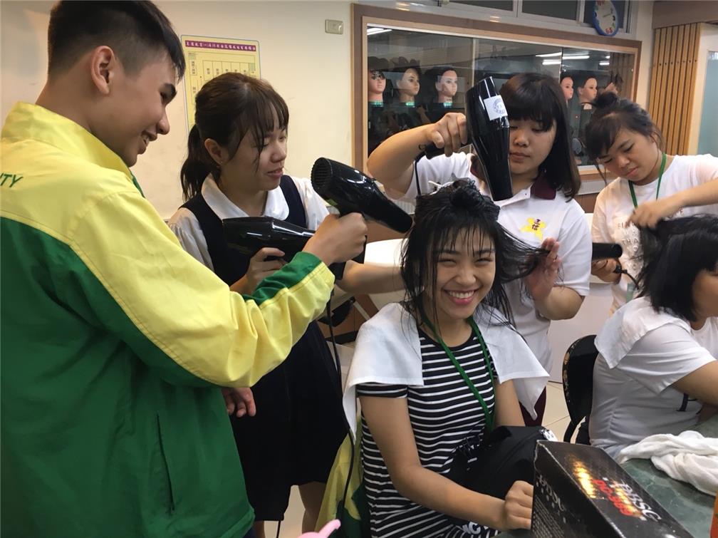 Compatriot youths Enjoying being a hairstylist for one day
