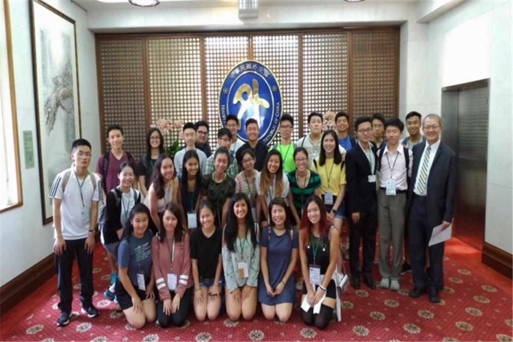 107年海外青年志工(FASCA)返臺培訓團 學員拜會外交部
