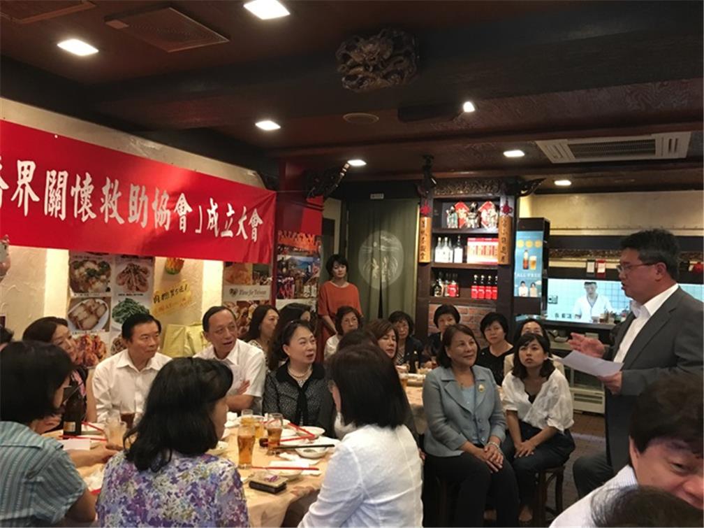 駐處領務組何仲民副組長說明駐處急難救助業務處理情形