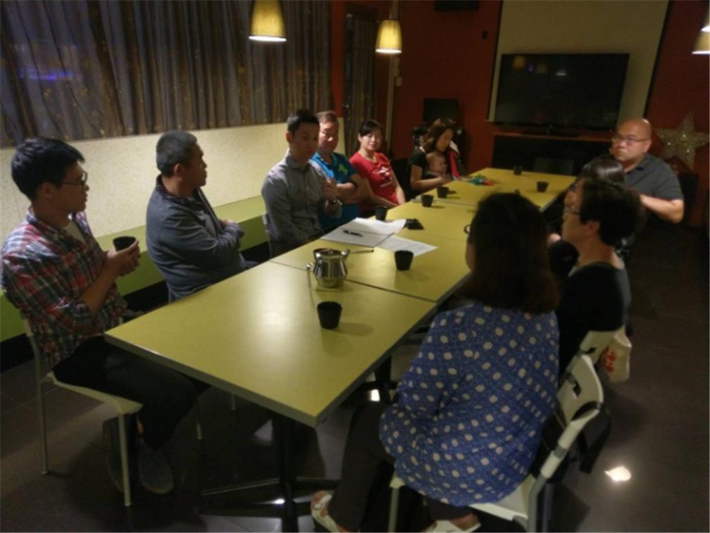 伯斯關懷救助協會籌備會議，會中推舉范智明先生擔任會長。