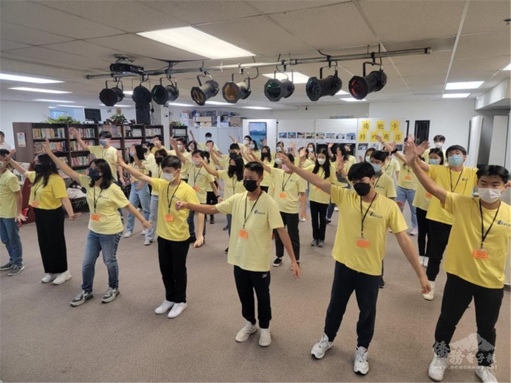 代表FASCA精神的團體舞蹈