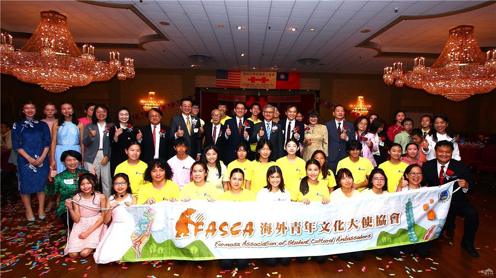 雙十國慶慶祝大會，FASCA進行志工服務。