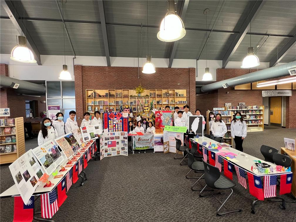 Community Library Event: FASCA shared Taiwanese culture.