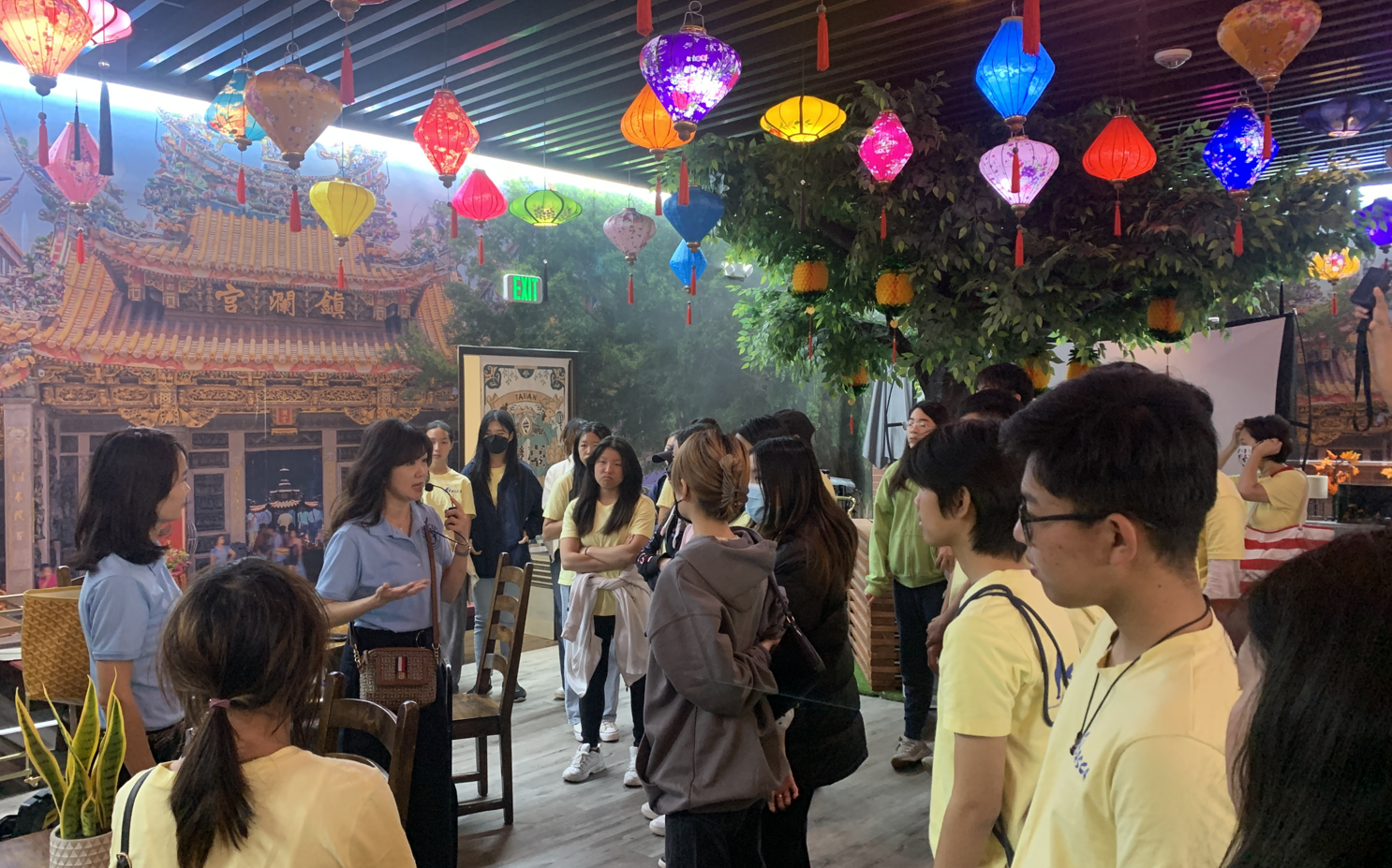 Field Trip to Experience Taiwanese Culture: FASCA visited Formosa Island Cultural Center in Anaheim.