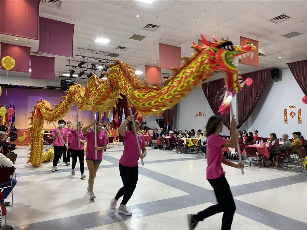 Community Events: FASCA performed a dragon dance.