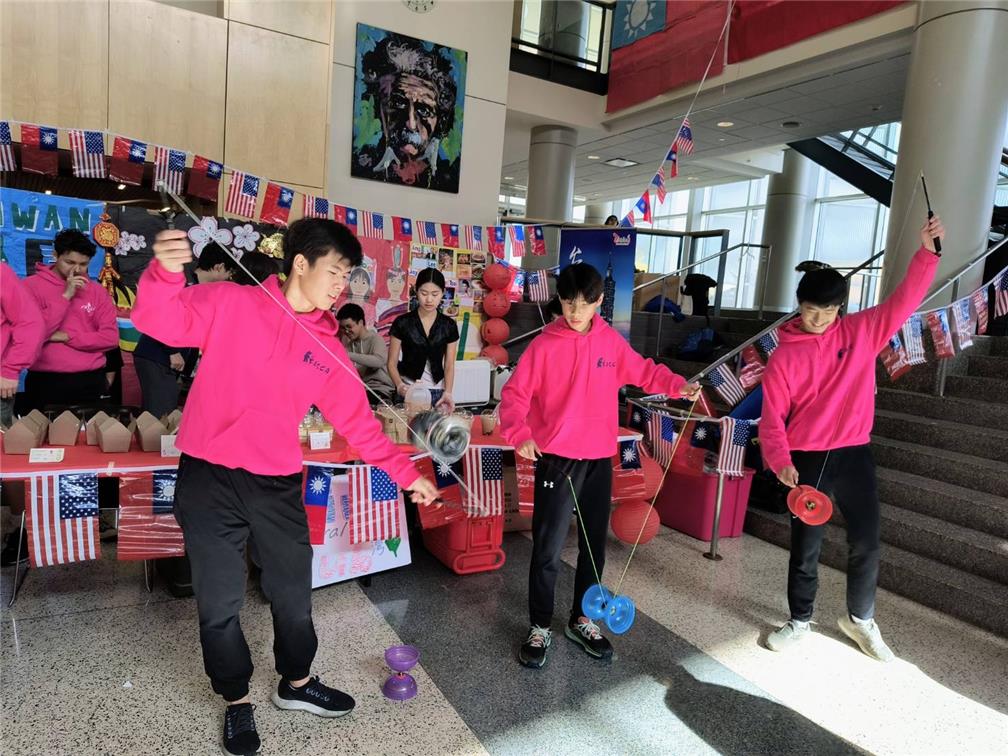Stevenson High School World Fair: FASCA showcased diabolo skills.