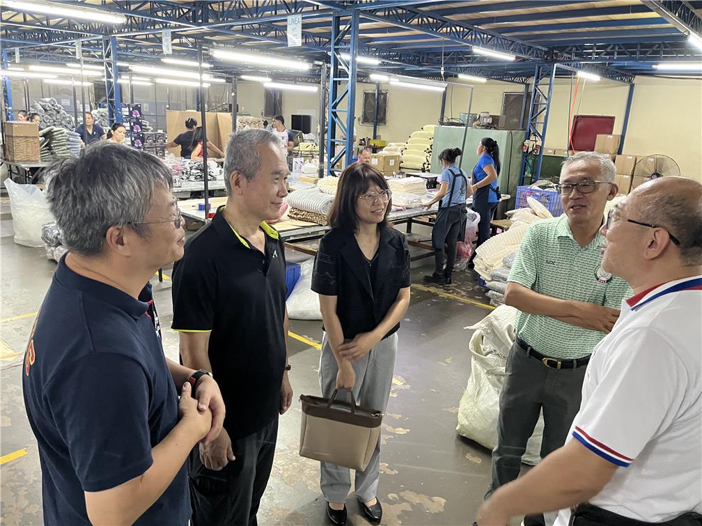 財團法人塑膠工業技術發展中心林育資組長前往僑臺商企業進行參訪及交流