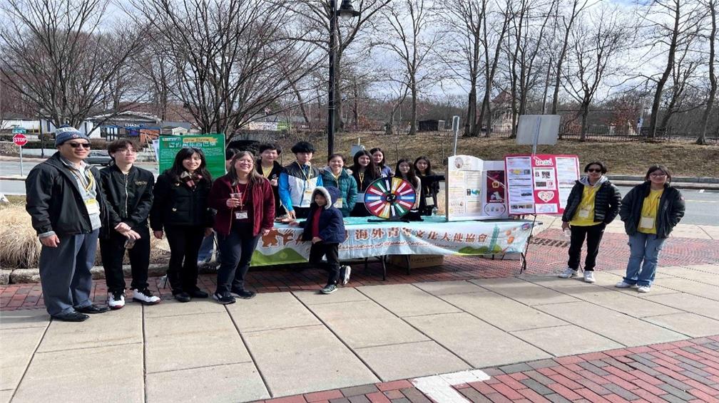 FASCA members engaged with the community to introduce Taiwan to Belmont.