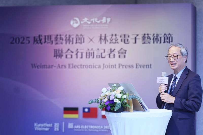 Minister Li Yuan