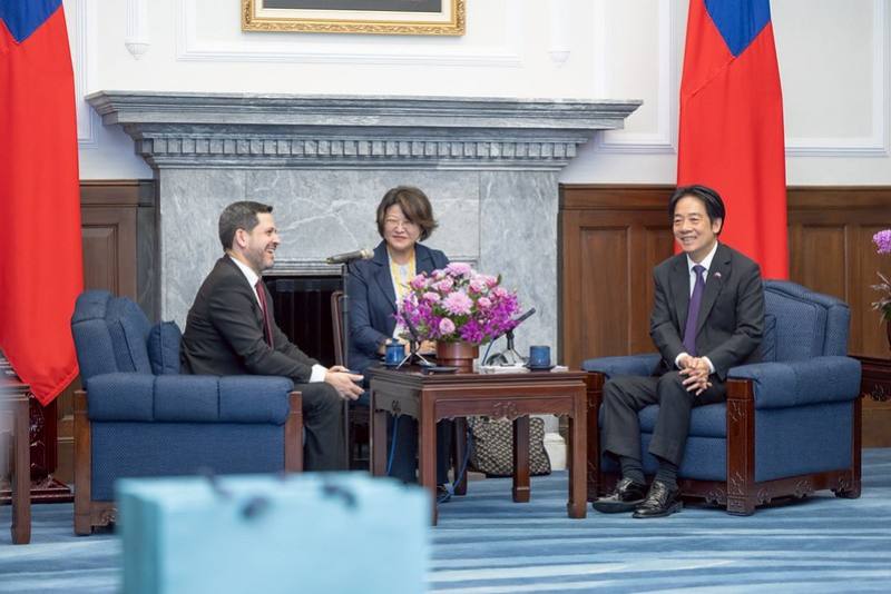 President Lai Ching-te meets with President of the Chamber of Deputies of Paraguay Raúl Luis Latorre Martínez.