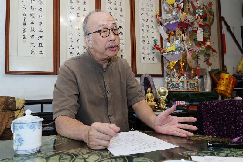 Hsieh Chung-jung explains that because Taiwan was historically an immigrant society, connections based on which deities people worshiped outweighed familial and regional ties as a source of community cohesion