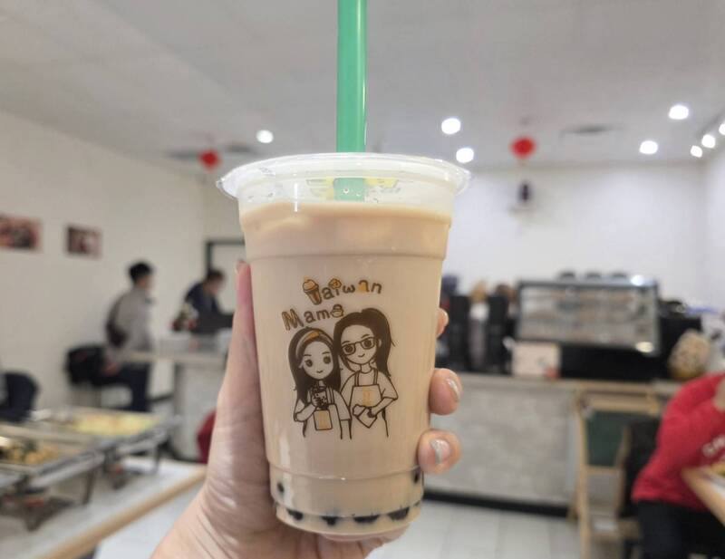 Taiwan Mama's signature Bubble Tea. CNA photo Dec. 7, 2025