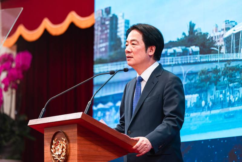 President Lai Ching-te delivers his 2026 New Year’s Address, titled “Island of Resilience – Light of Hope,” in the Reception Hall of the Presidential Office.