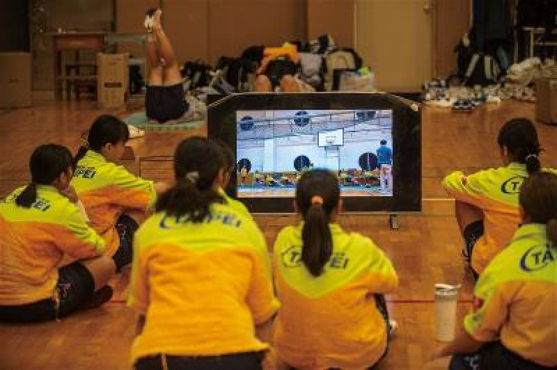 Videos of training sessions are discussed collectively to figure out ways to further improve team performance.