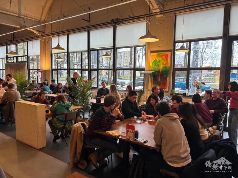 Students and visitors gathered at the TCML-TSN Lunar New Year Board Game event.